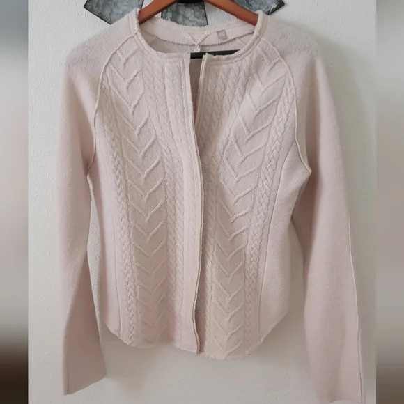 ANTHROPOLOGIE by KNITTED & KNOTTED CABLEKNIT BOILED WOOL BLAZER SIZE SMALL. - Picture 2 of 16